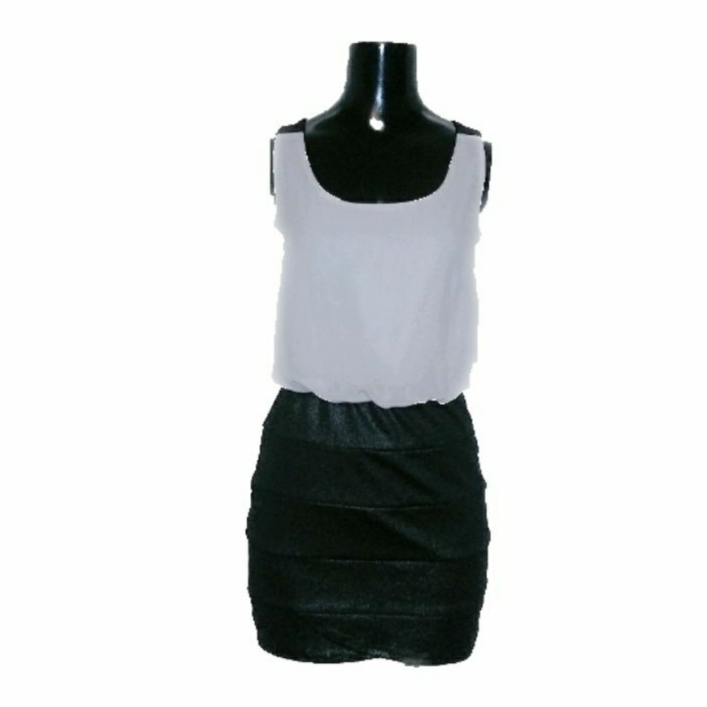 Trixxi Junior White and Black Dress👗